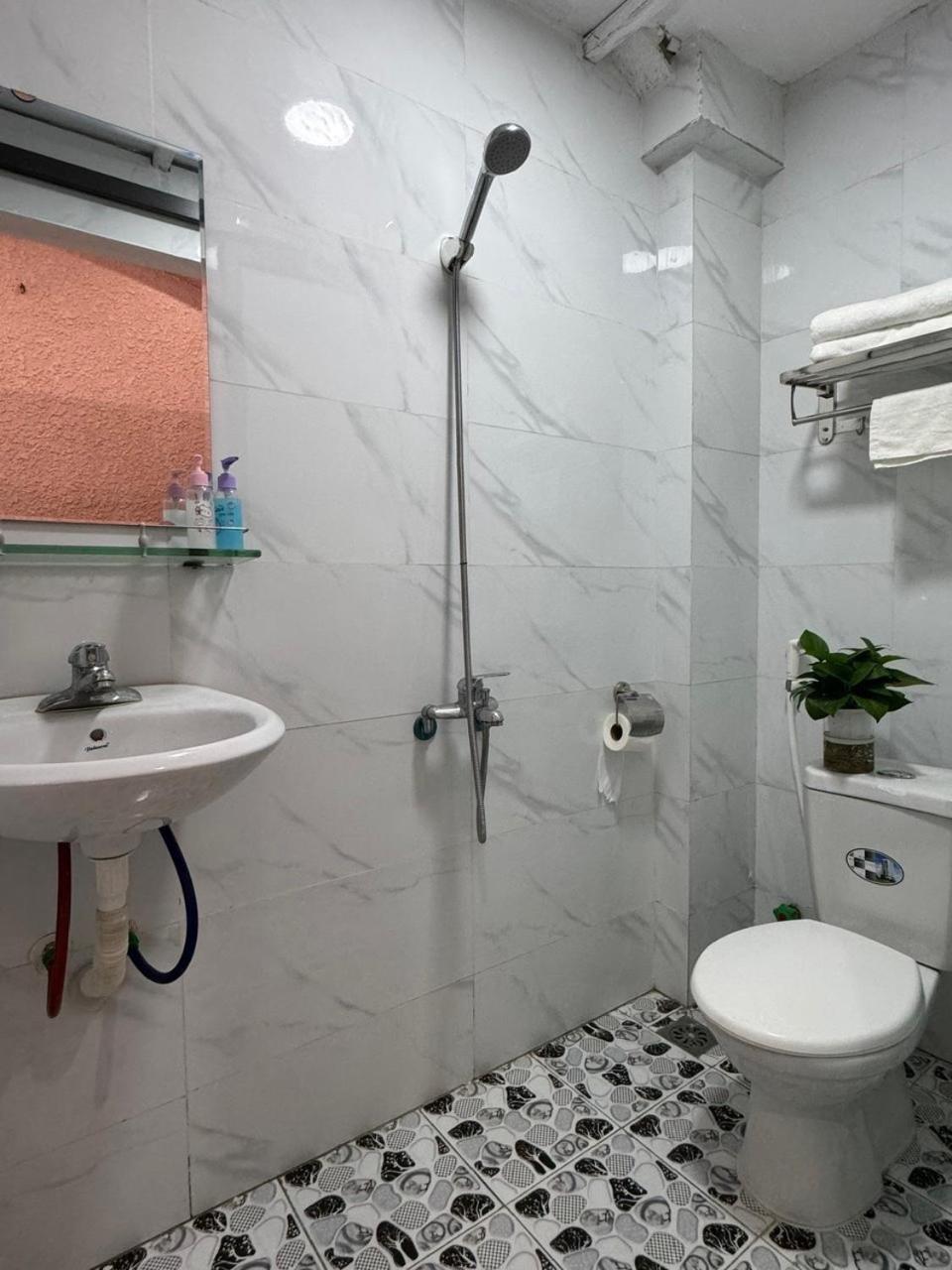 Quynh Moon Homestay Hanoi Kültér fotó